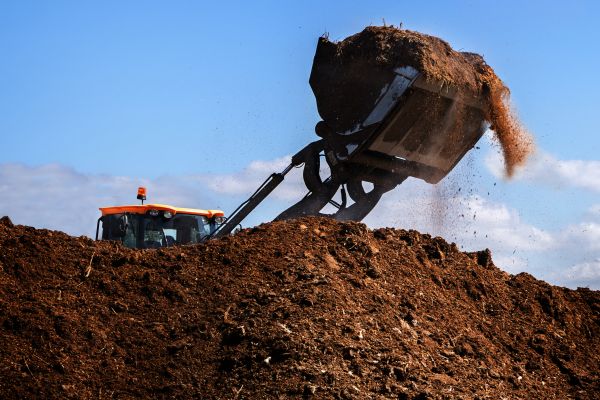 Dirt Spreading in Wentzville