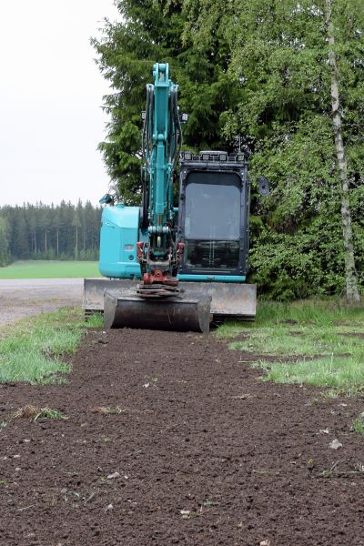 Backhoe Grading in Wentzville